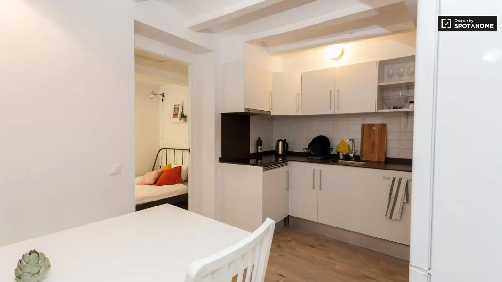 Ramblas Apartments - 01 Barcelona